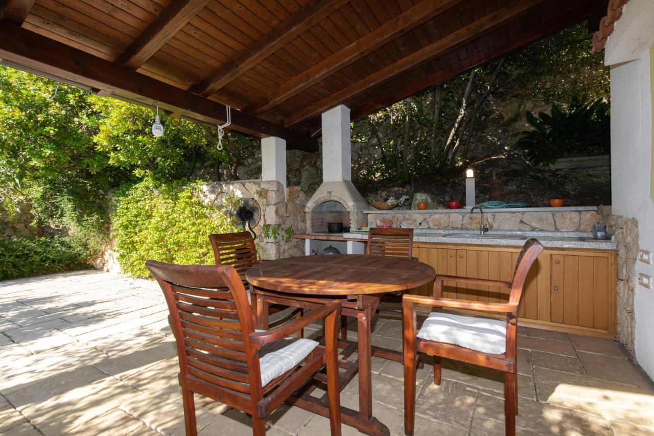 Apartment Portapisana Just 50M From The Beach 크르크 외부 사진