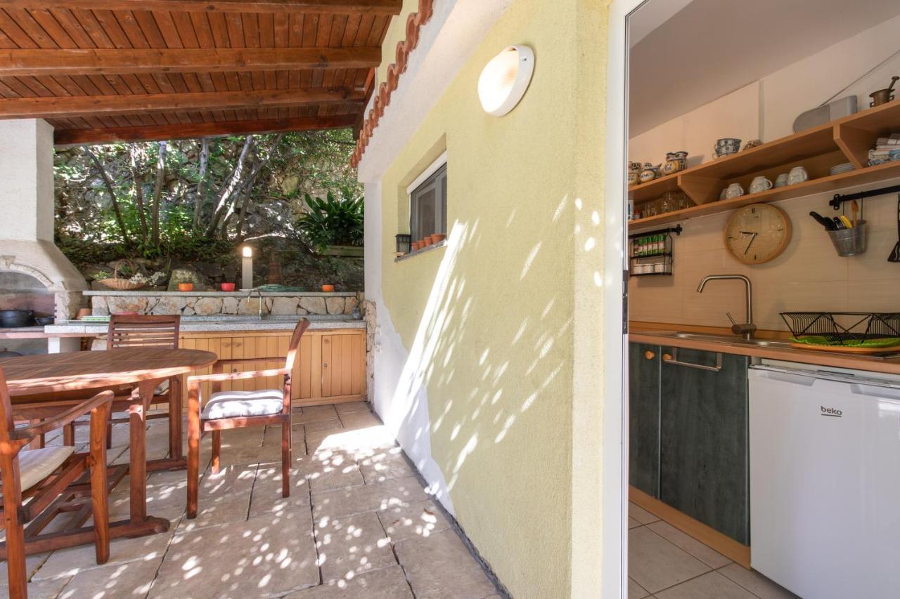 Apartment Portapisana Just 50M From The Beach 크르크 외부 사진