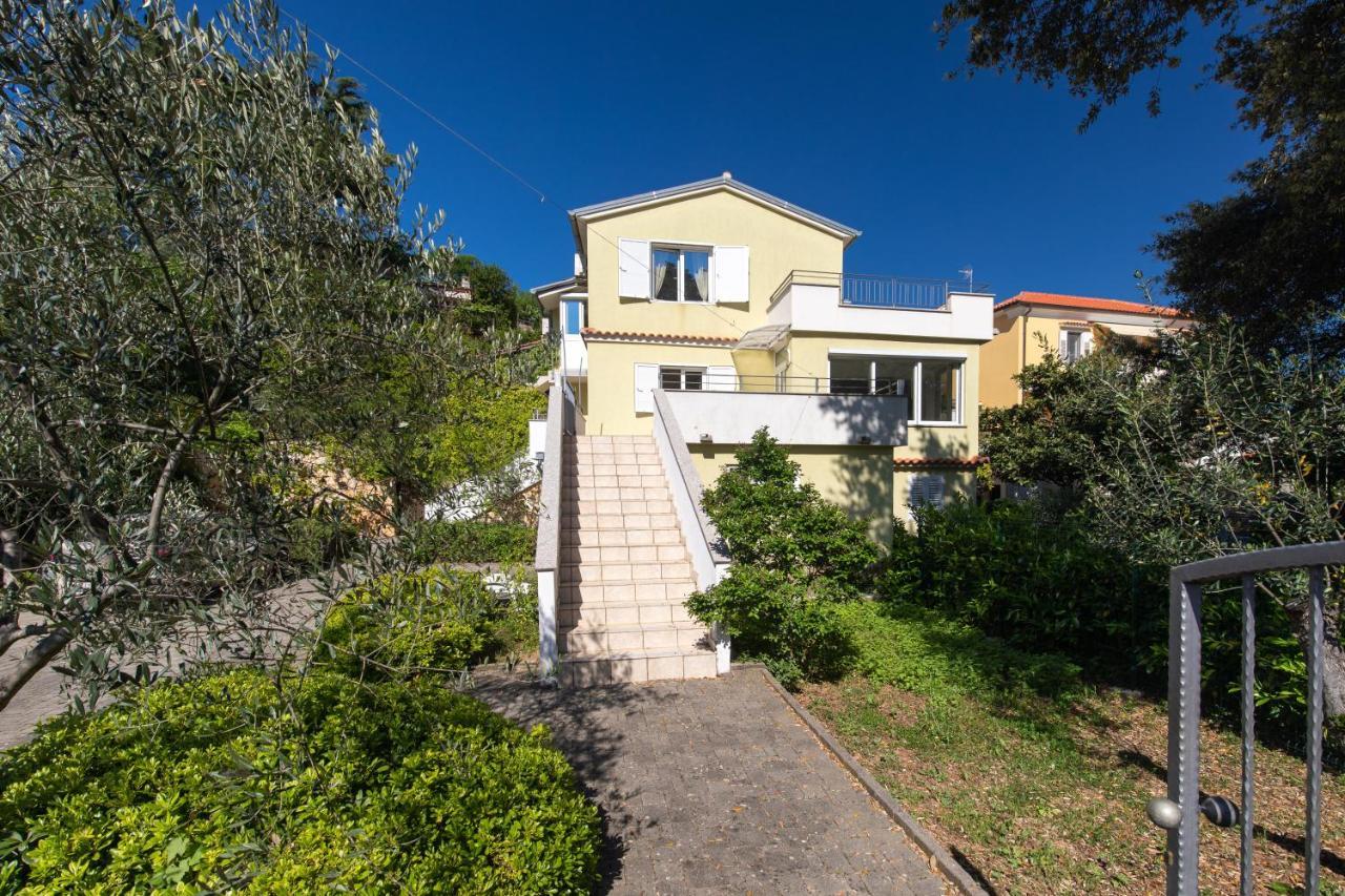 Apartment Portapisana Just 50M From The Beach 크르크 외부 사진